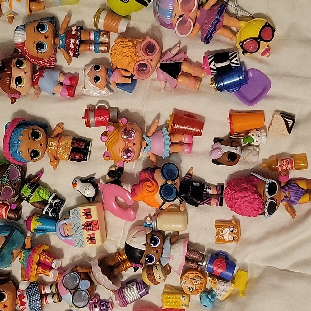 LOL Doll Collection Set - Picture 2 of 4
